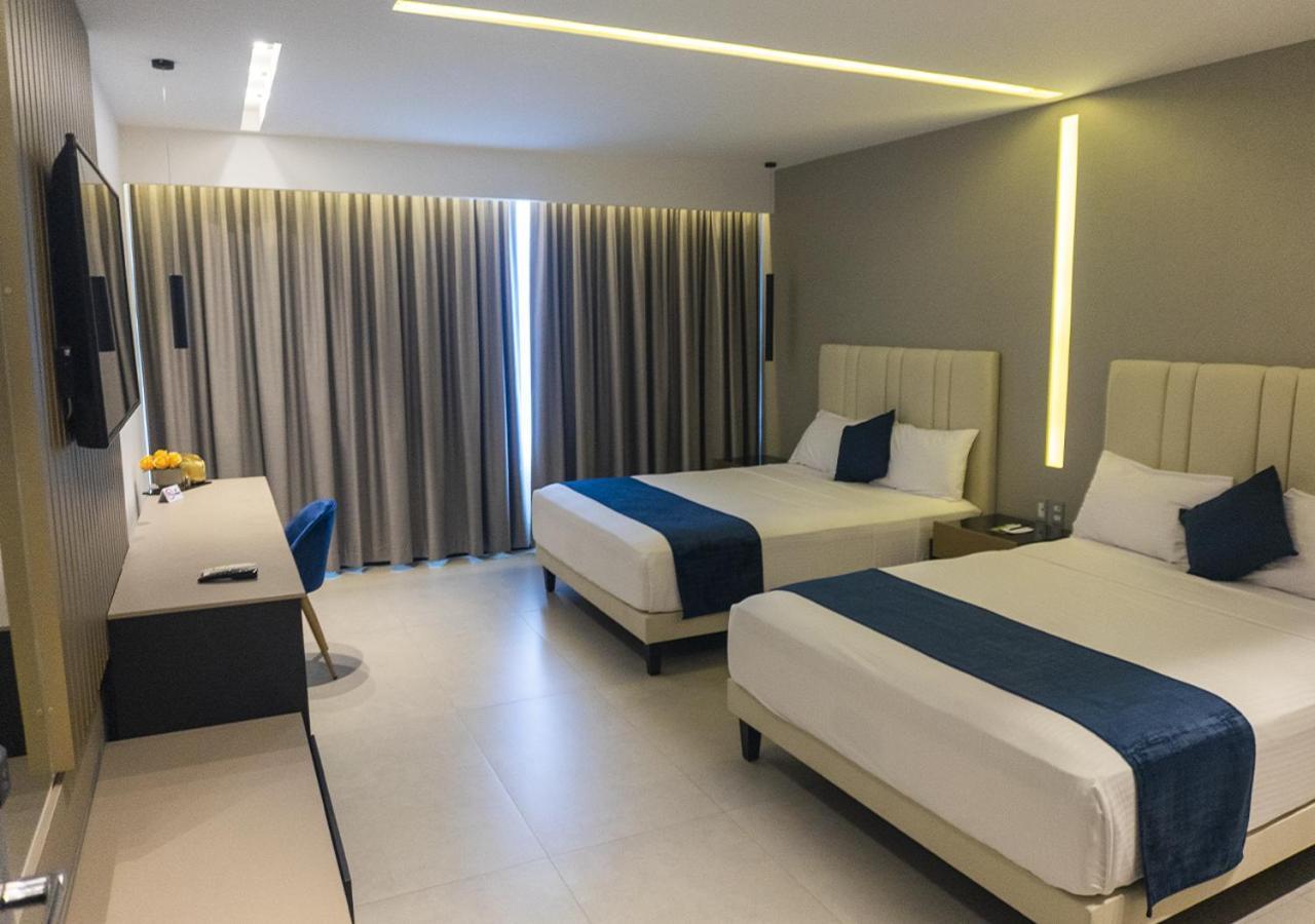 Hotel Veuxor Machala Exteriör bild