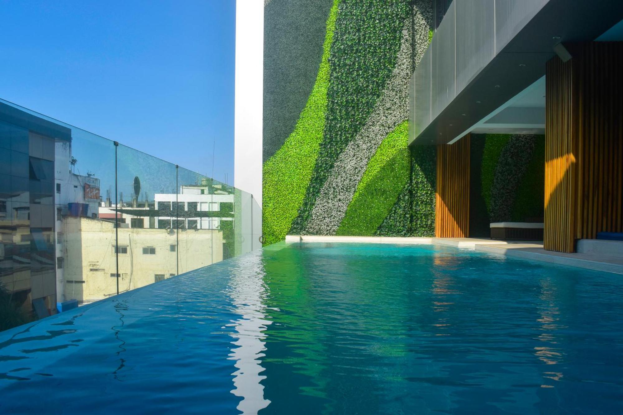 Hotel Veuxor Machala Exteriör bild
