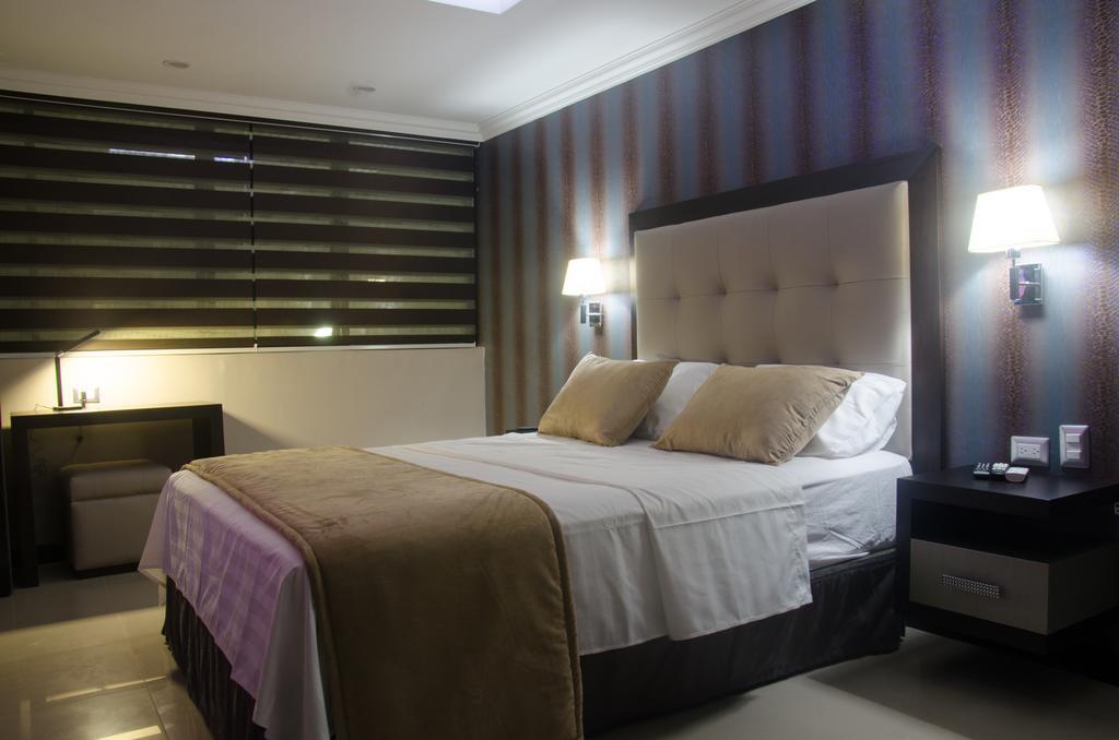 Hotel Veuxor Machala Rum bild