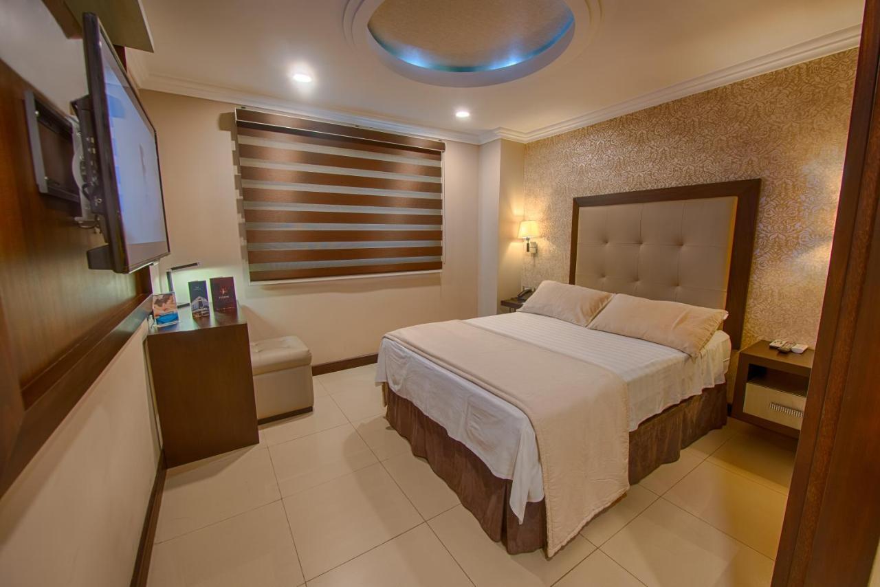 Hotel Veuxor Machala Exteriör bild